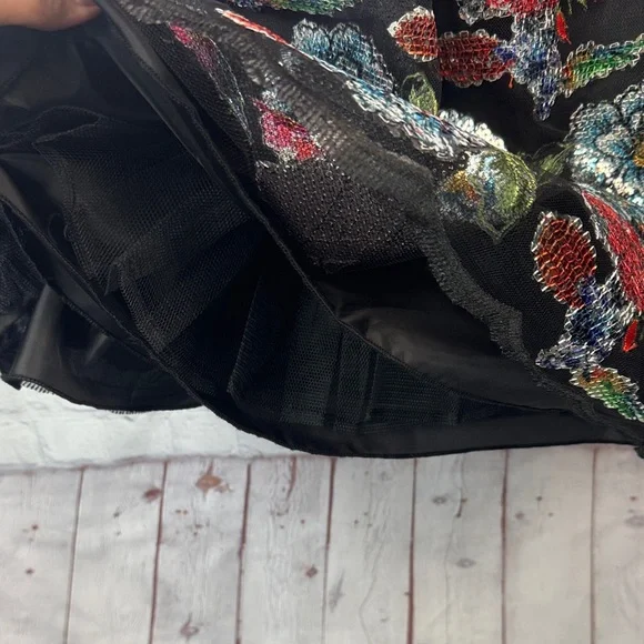 Teeze Me Black Floral Sequin Mini Dress Juniors Size 13/14 - Picture 7 of 8